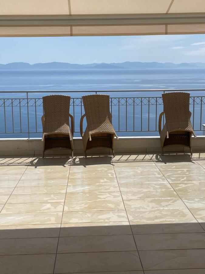 Villa Akoumaros Breeze Githio Exterior foto